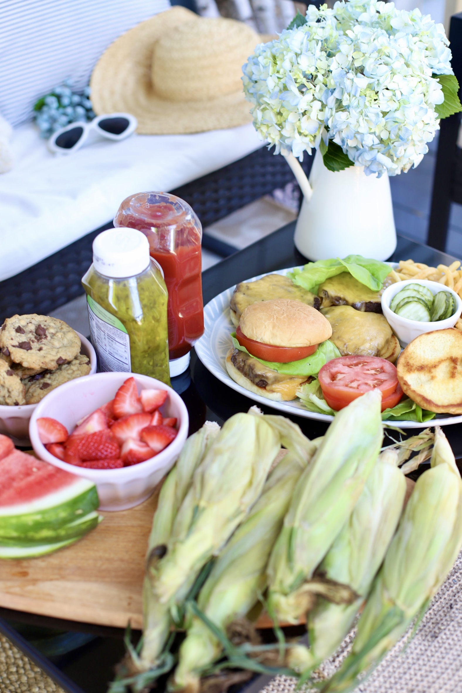 How to Throw a Low-Key Backyard 4th of July BBQ - Barbecue Burgers Party for the Fourth - Back Porch Summer Celebration - GLITTERINC.COM