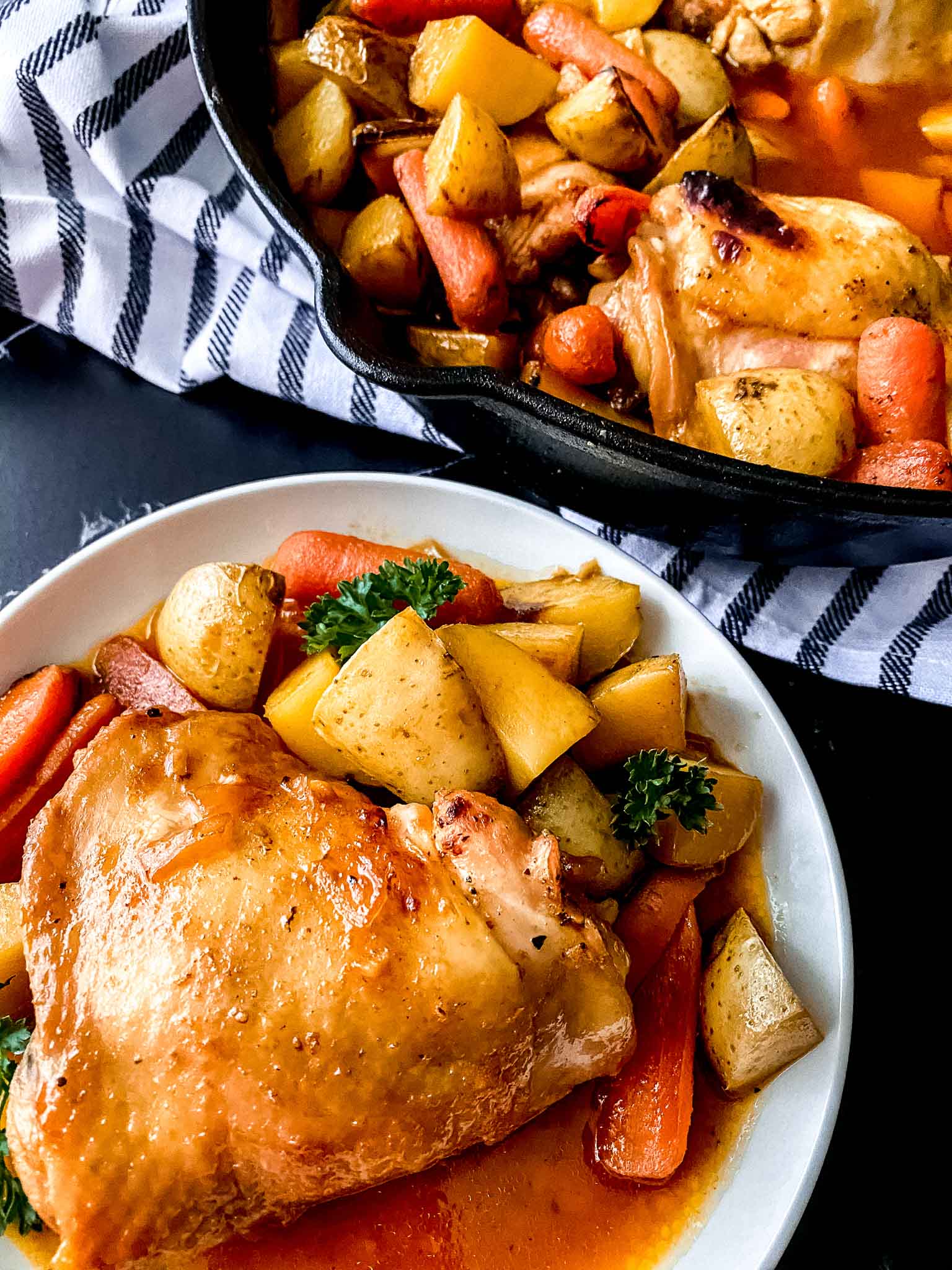 One Pan Honey Garlic Chicken Recipe - Easy Weeknight Dinner Idea