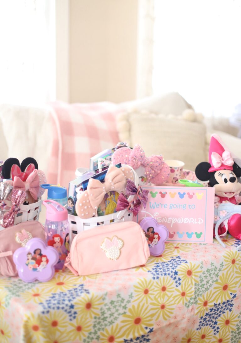 Disney Trip Reveal for Kids (Including Free Scavenger Hunt Printables ...