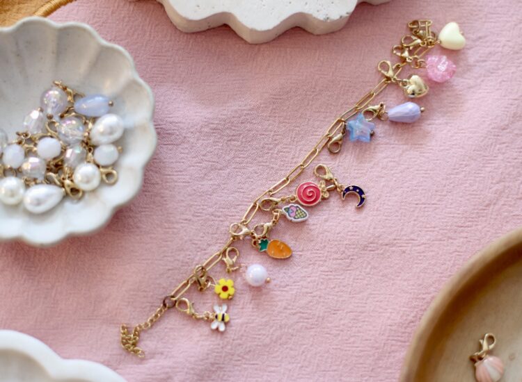 The Princess Diaries Movie Watch Party - Tween Birthday Idea - DIY Charm Bracelet Station - Make Your Own Bracelets - GLITTERINC.COM
