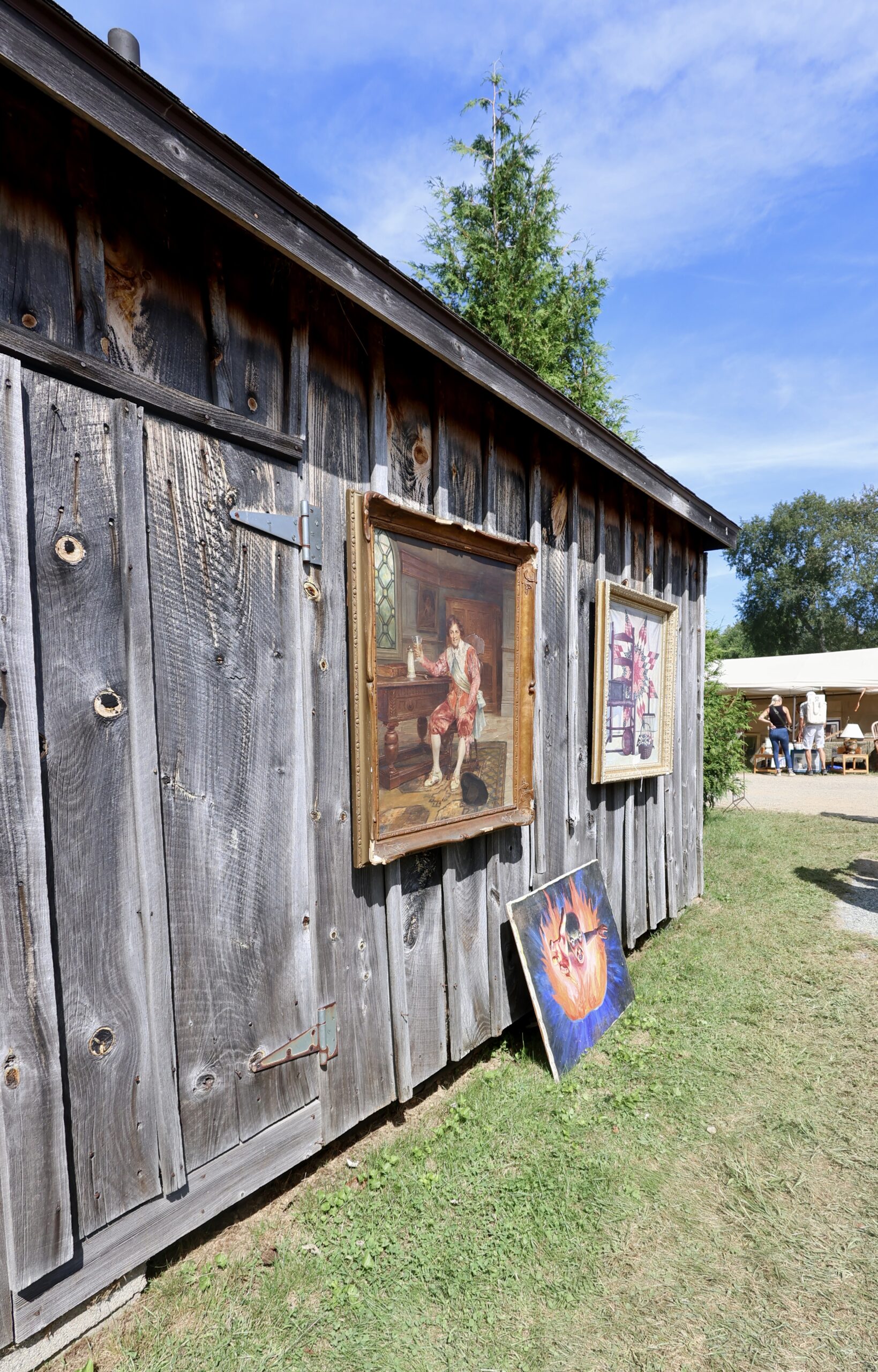 The Ultimate Brimfield Flea Market Survival Guide - GLITTERINC.COM
