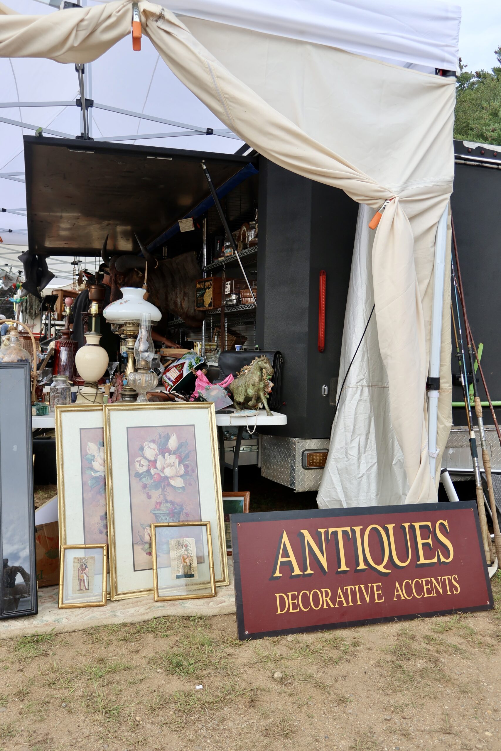 The Ultimate Brimfield Flea Market Survival Guide - GLITTERINC.COM