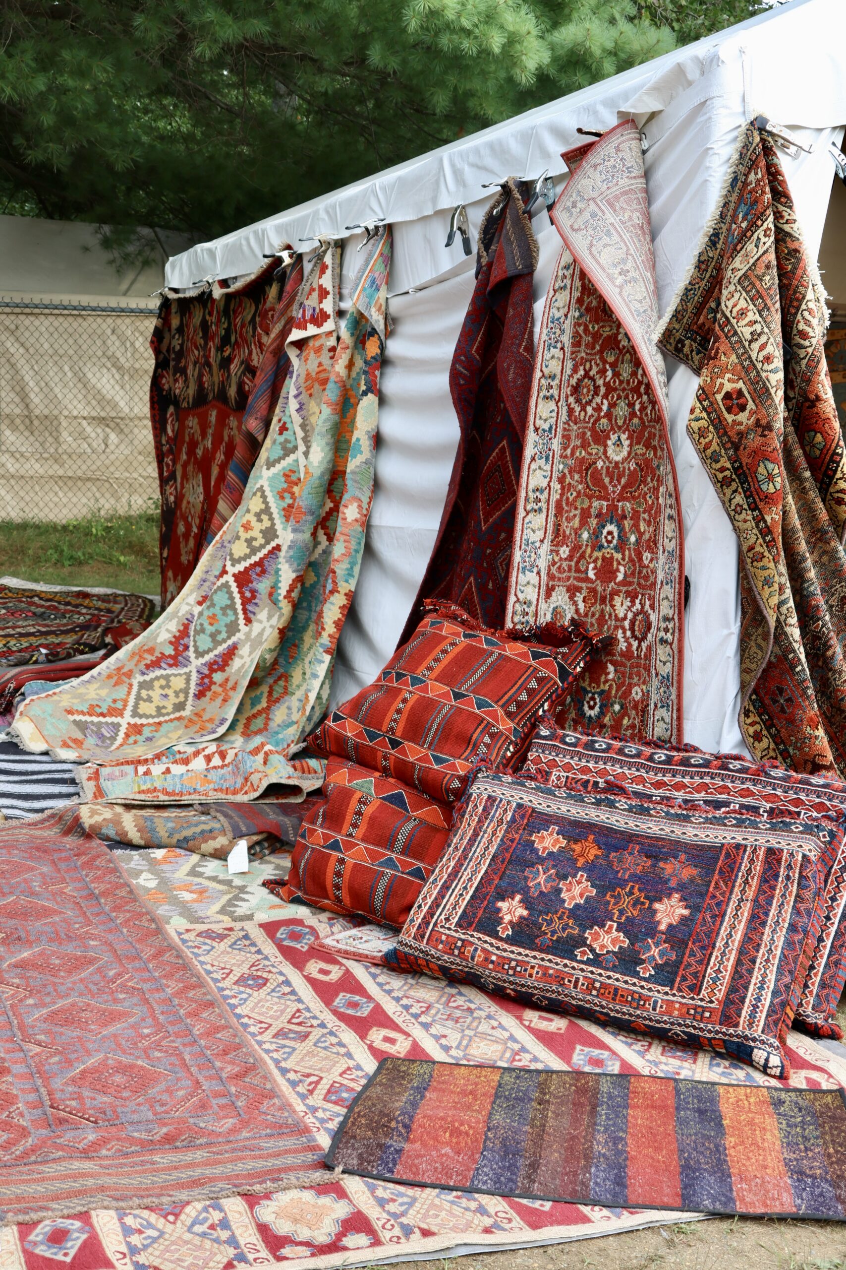 The Ultimate Brimfield Flea Market Survival Guide - GLITTERINC.COM